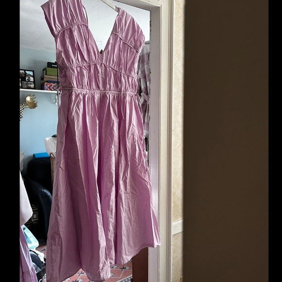 NWT ASTR LORRIE SLEEVELESS RUCHED MIDI DRESS - Picture 6 of 8